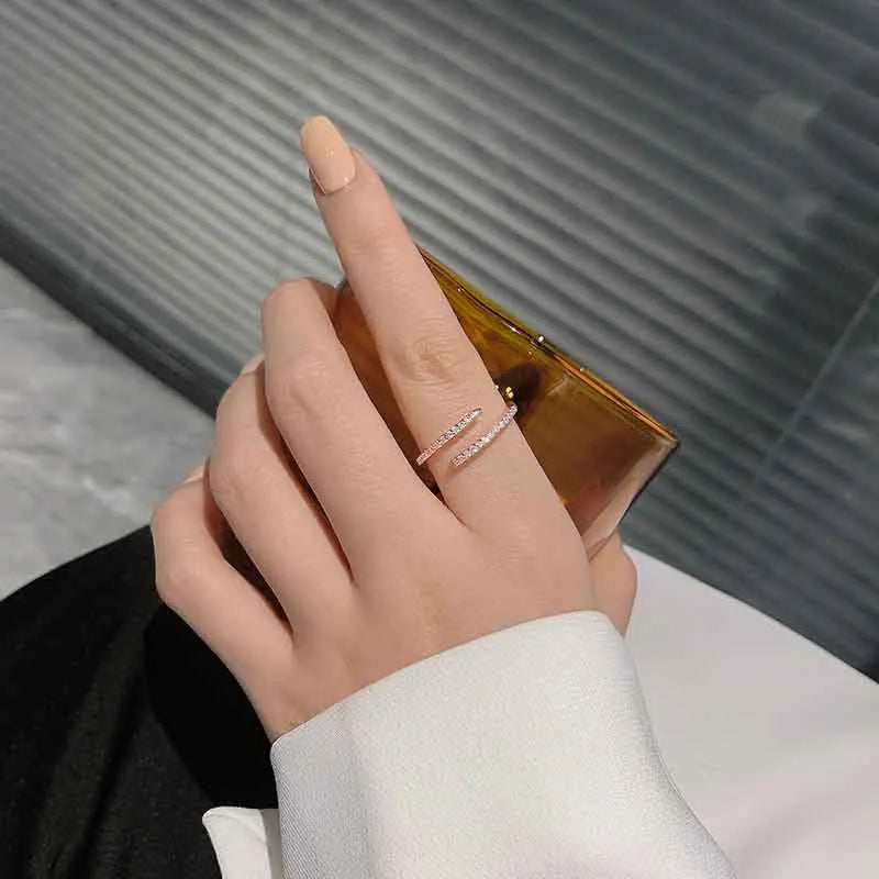 Minimalist Thin Rings