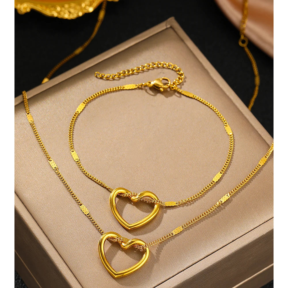 Stainless Steel Jewelry Set Novelty Twisted Heart Light Luxury High-end Sense Jewelry Set For Women Jewelry